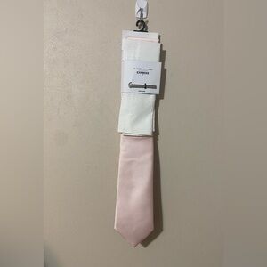 EXPRESS MENS TIE TIE BAR POCKET SQUARE set Light Pink NWT